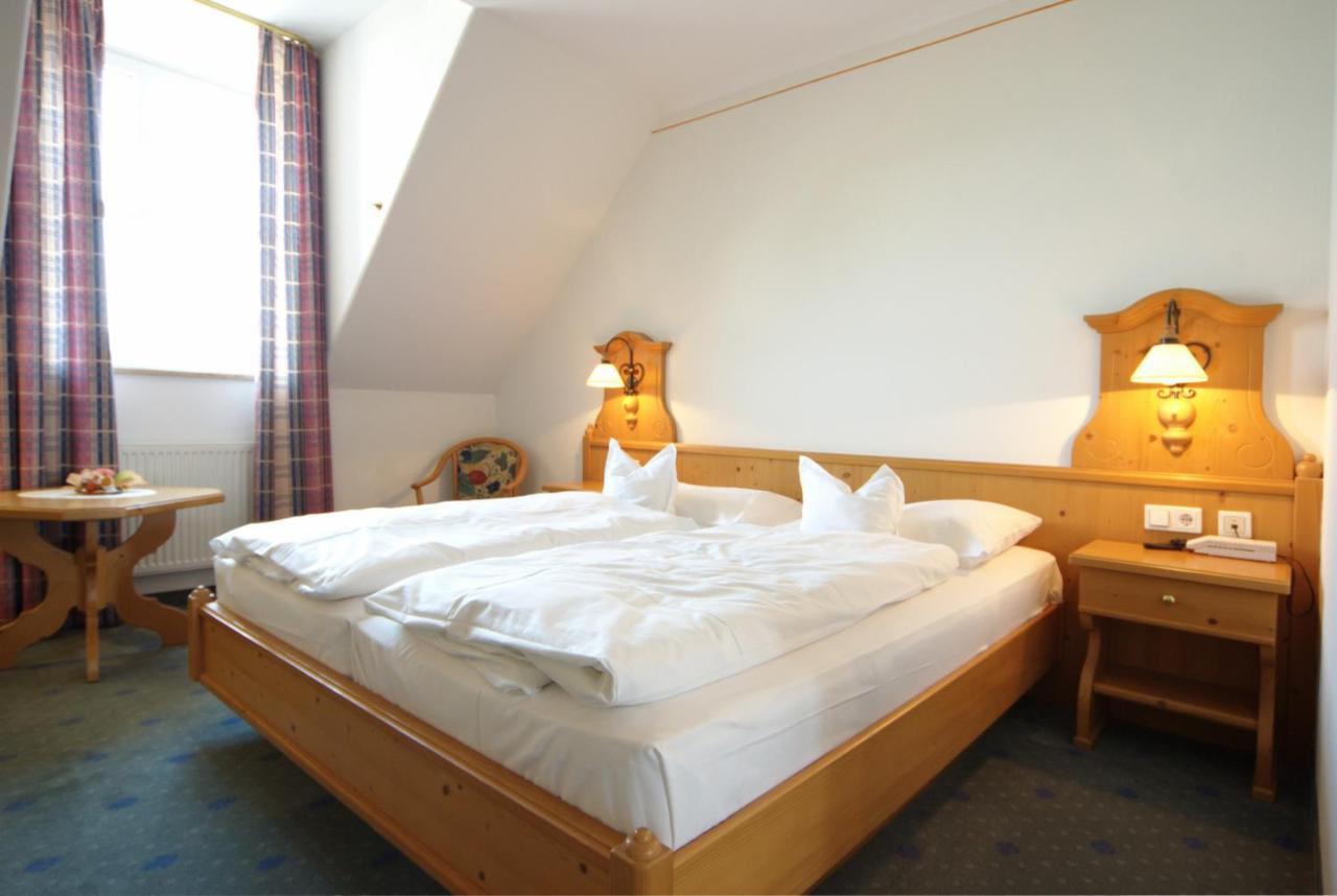 Fichtelgebirgshof Hotel Himmelkron Buitenkant foto