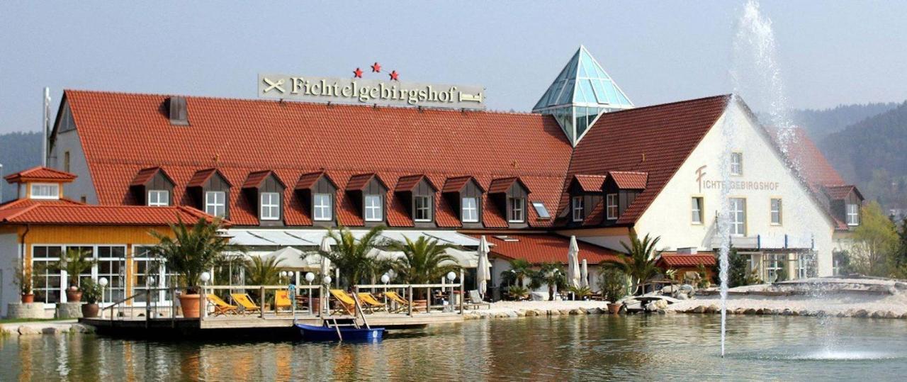 Fichtelgebirgshof Hotel Himmelkron Buitenkant foto